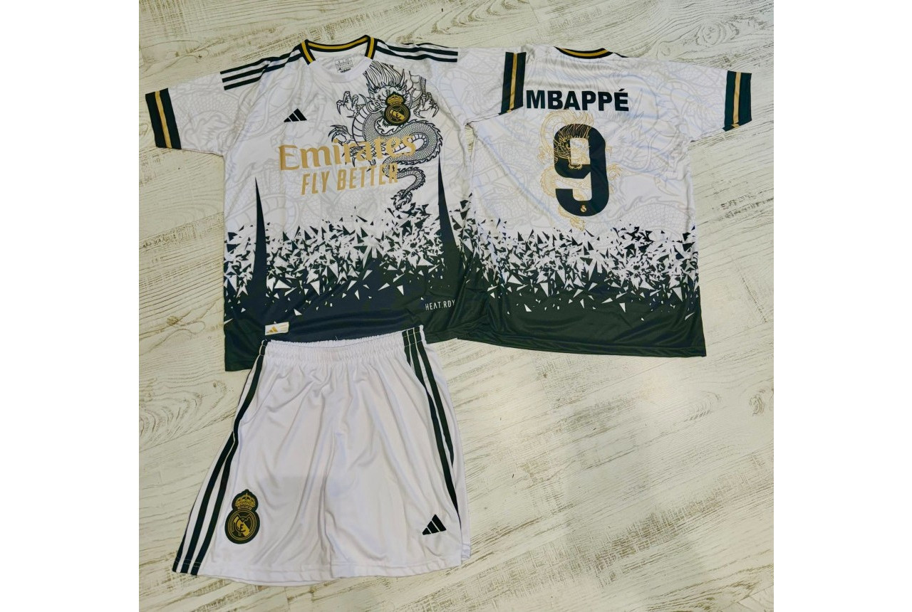 8244 Детски футболен комплект REAL MADRID MBAPPE 9